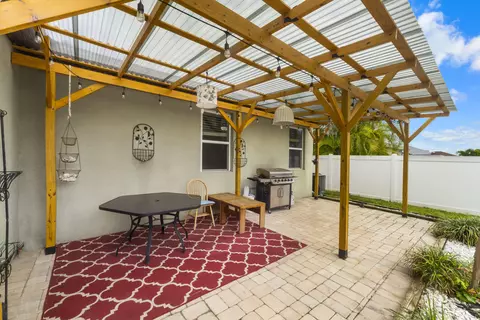 110 65th Ave E, Bradenton, FL 34203 photo 29