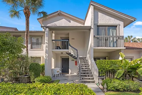 11397 Pond Vw #E203, Wellington, FL 33414