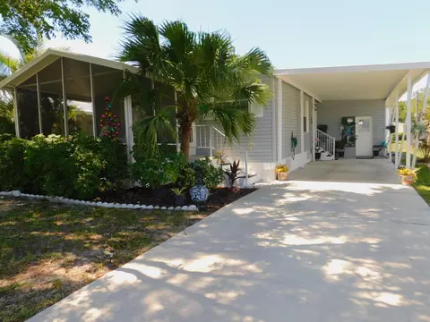 376 Seahorse Ter, Fort Pierce, FL 34982