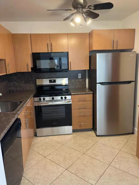 106 Burgundy C, Delray Beach, FL 33484