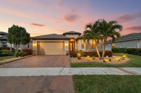 11447 SW Lake Park Dr, Port Saint Lucie, FL 34987