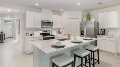 Kitchen - 3709 NW 26th Ave, Okeechobee, FL 34972 photo 2 of 4