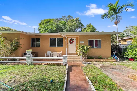 13150 NW 10th Ave, North Miami, FL 33168