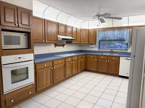 6539 SE Held Ct, Stuart, FL 34997 photo 13