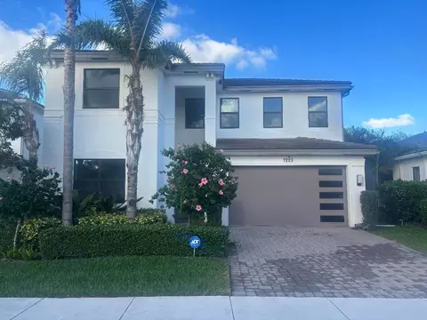7223 Stella Ln, Lake Worth, FL 33463
