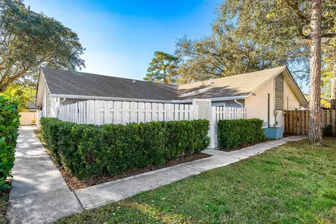 1368 Periwinkle #1368, Wellington, FL 33414