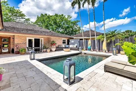2107 Wightman Dr, Wellington, FL 33414