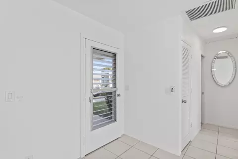 2727 Dudley Dr W #G, West Palm Beach, FL 33415
