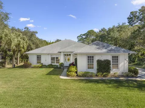 540 35th SW, Vero Beach, FL 32968