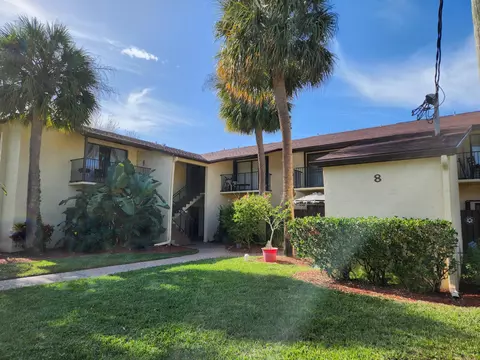 2050 Oleander Blvd #8-109, Fort Pierce, FL 34950
