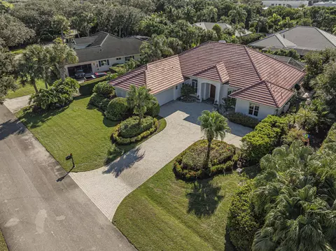 1621 W Sandpointe Pl, Vero Beach, FL 32963