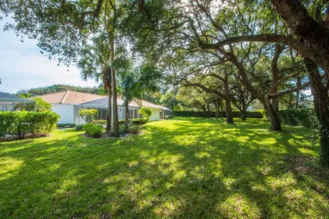 8801 Chapman Oak, Palm Beach Gardens, FL 33410