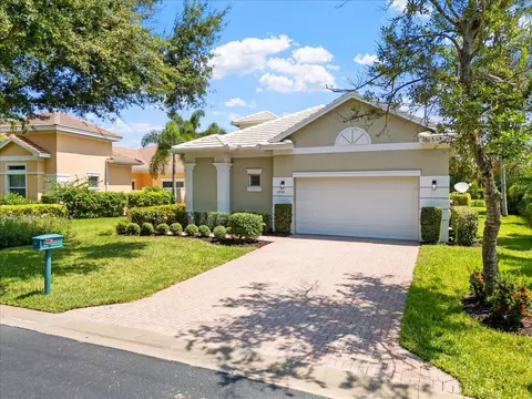 1254 River Reach Dr, Vero Beach, FL 32967
