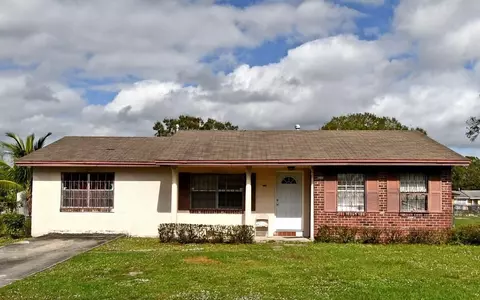 2904 Kingsley Dr, Fort Pierce, FL 34946