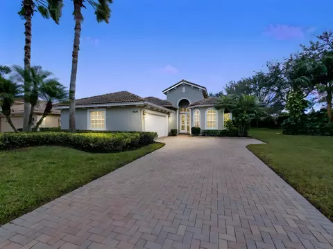 9222 Champions, Port Saint Lucie, FL 34986
