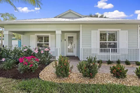 339 SW Winnachee Dr, Stuart, FL 34994