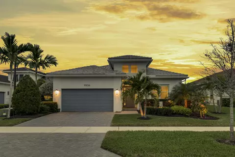 9306 SW Miracoli Way, Port Saint Lucie, FL 34987