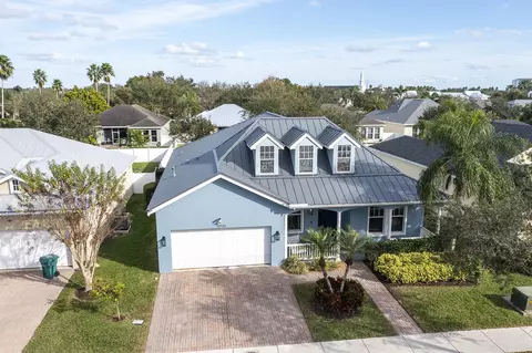 10720 SW Waterway Ln, Port Saint Lucie, FL 34987