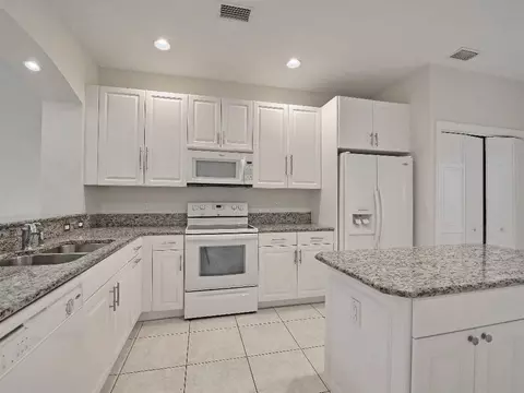 1645 Baseline Ln, Vero Beach, FL 32967