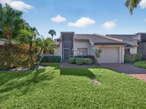 6742 Versailles Ct, Lake Worth, FL 33467