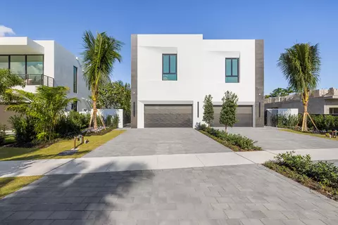 723 Lake Ave N, Delray Beach, FL 33483