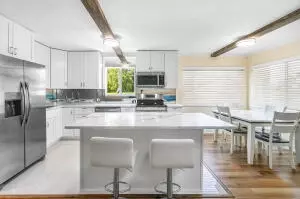 2020 Lake Osborne Dr #10, Lake Worth Beach, FL 33461