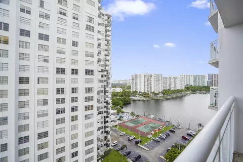 18051 Biscayne Blvd #1504, Aventura, FL 33160