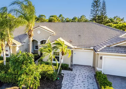 331 NW Broken Oak Trl, Jensen Beach, FL 34957