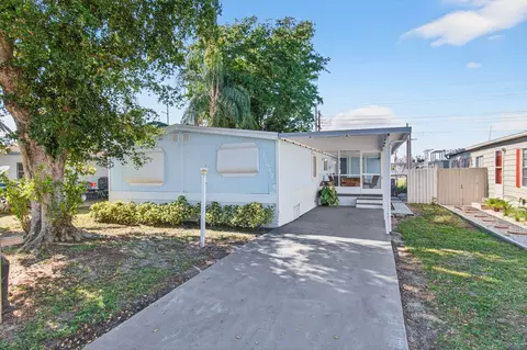 22849 Tradewind Rd, Boca Raton, FL 33428