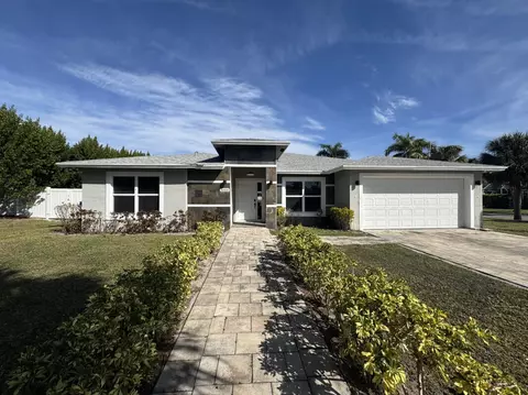 4008 Shelley Rd N, West Palm Beach, FL 33407