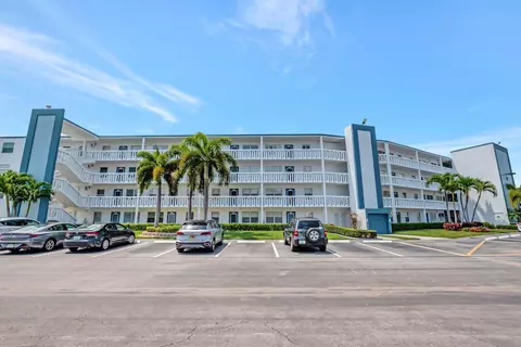 1080 Exeter E, Boca Raton, FL 33434