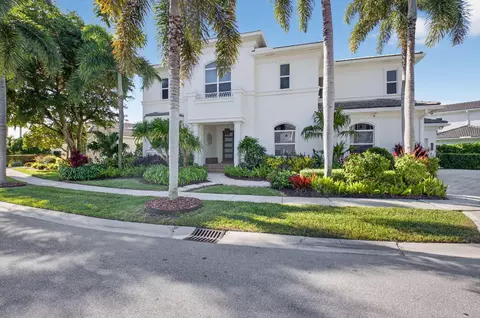 4170 NW Briarcliff Cir, Boca Raton, FL 33496