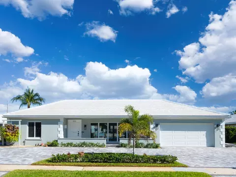 830 Cypress, Boca Raton, FL 33486