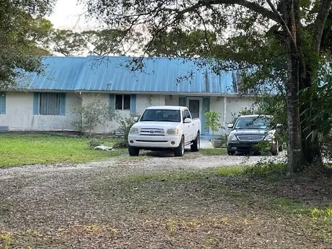 2980 Admiral St, Fort Pierce, FL 34982