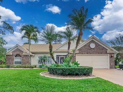 1330 SW Maplewood Dr, Port Saint Lucie, FL 34986