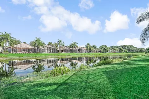 8235 Seahorse Cove Blvd, Lake Worth, FL 33467