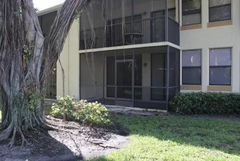 1256 S Military Trl #911, Deerfield Beach, FL 33442