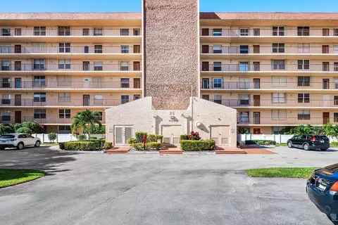14575 Bonaire Blvd #208, Delray Beach, FL 33446