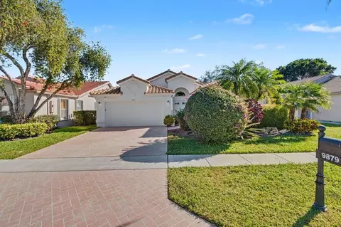 9879 Harbour Lake Cir, Boynton Beach, FL 33437