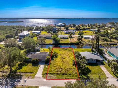188 Danforth Dr, Port Charlotte, FL 33980