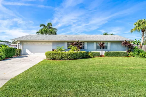 4345 Gardenia Dr, Palm Beach Gardens, FL 33410