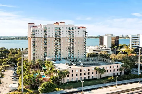 616 Clearwater Park Rd #1110, West Palm Beach, FL 33401