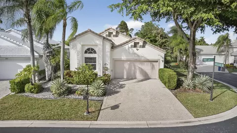6375 Three Lakes Ln, Boynton Beach, FL 33437