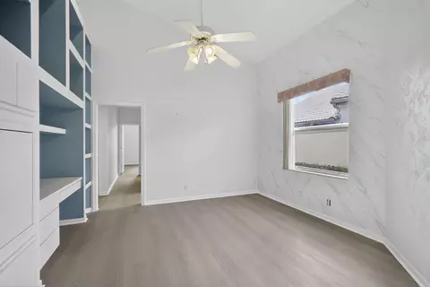 Bedroom - 6375 Three Lakes Ln, Boynton Beach, FL 33437 photo 3 of 3