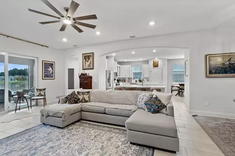 194 52nd Sq, Vero Beach, FL 32968
