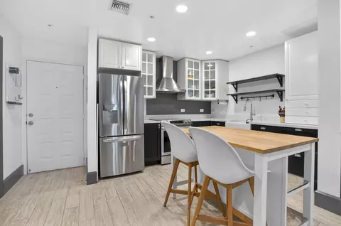 1200 Town Ctr #306, Jupiter, FL 33458
