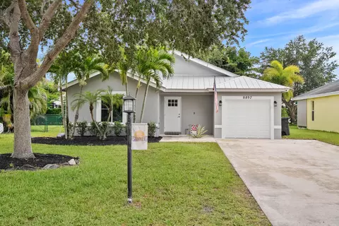 8897 SW Fishermans Wharf Dr, Stuart, FL 34997