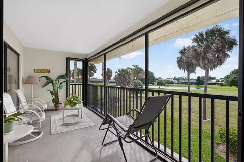 6940 SE Constitution Blvd #201, Hobe Sound, FL 33455