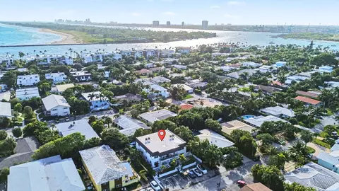 112 Claremont Ln, Palm Beach Shores, FL 33404