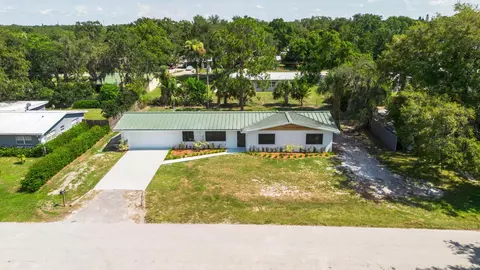 809 SE 12th, Okeechobee, FL 34974